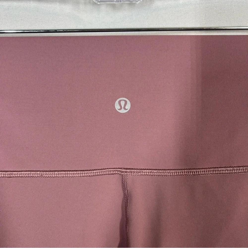 Lululemon | Wunder Under Hi-Rise 1/2 Tight 17” Figue Leggings Women’s Size 10